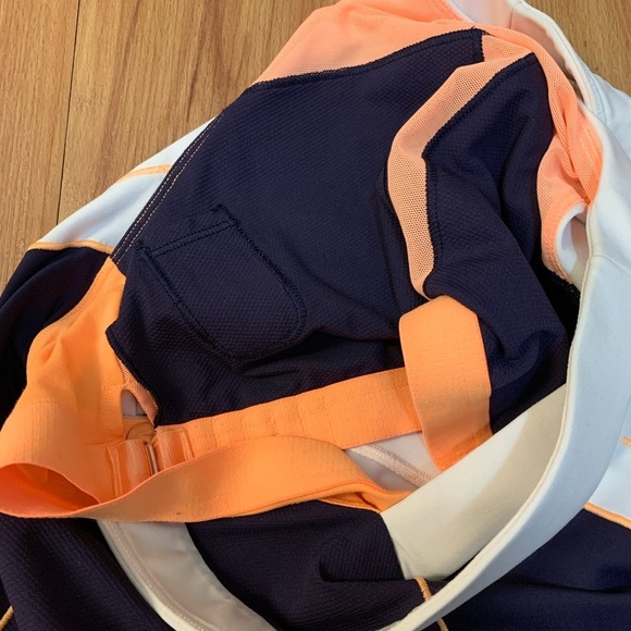 Lululemon Spin It To Win It Tank White & Navy - Picture 7 of 8